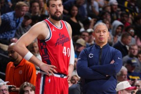 莱万多夫斯基遭遇五持续失利，掘金教练压力巨大！气势如虹延续的简单介绍